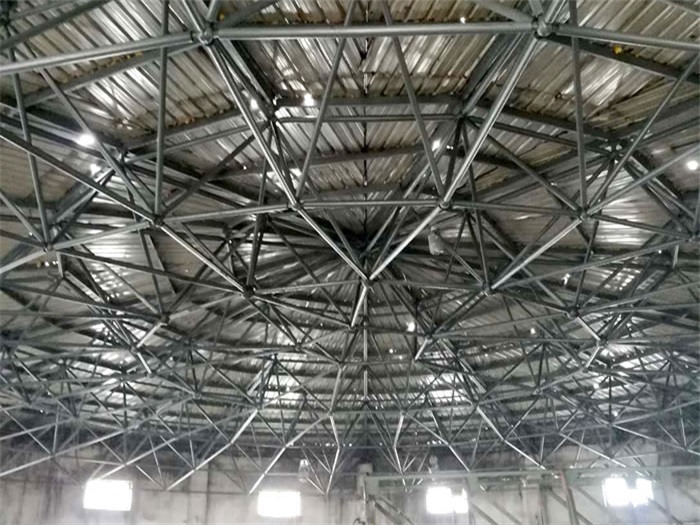 富锦洗煤厂蓄水池网架